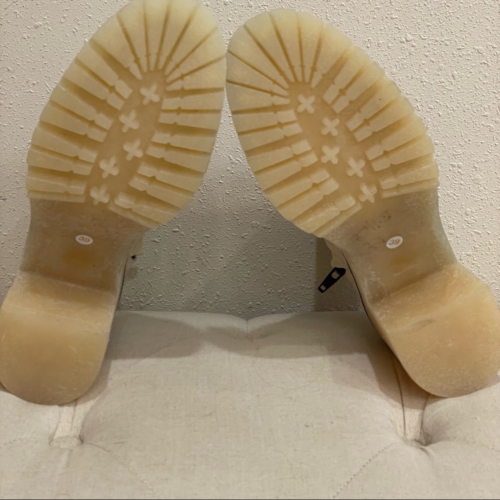 Free People James Leather Block Heel Chunky Lug Sole Chelsea Booties - Picture 7 of 8